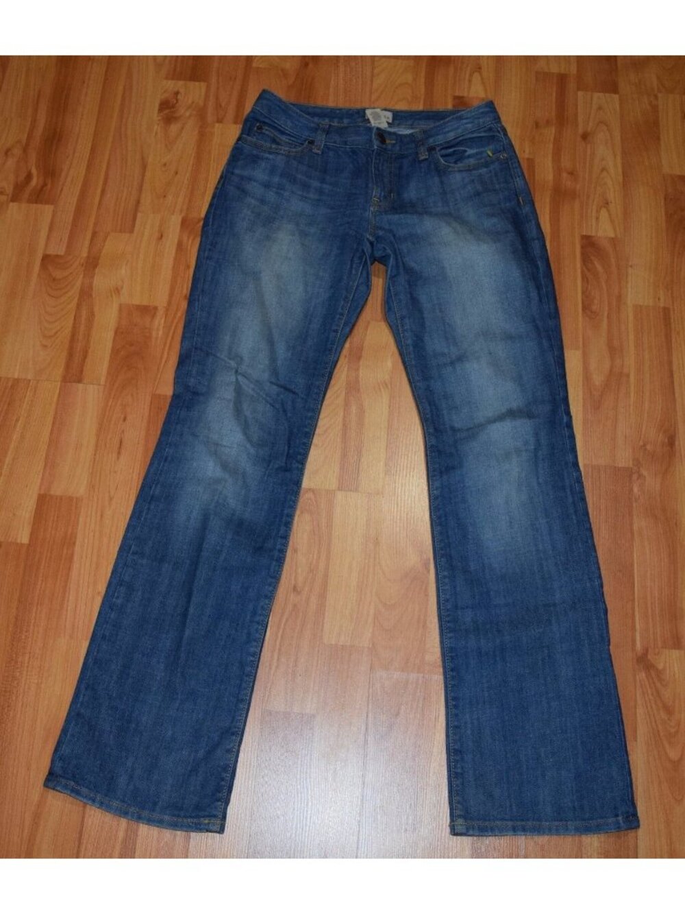 Gap Curvy Flare Women's sz 4 / 27 Stylish Denim Jeans